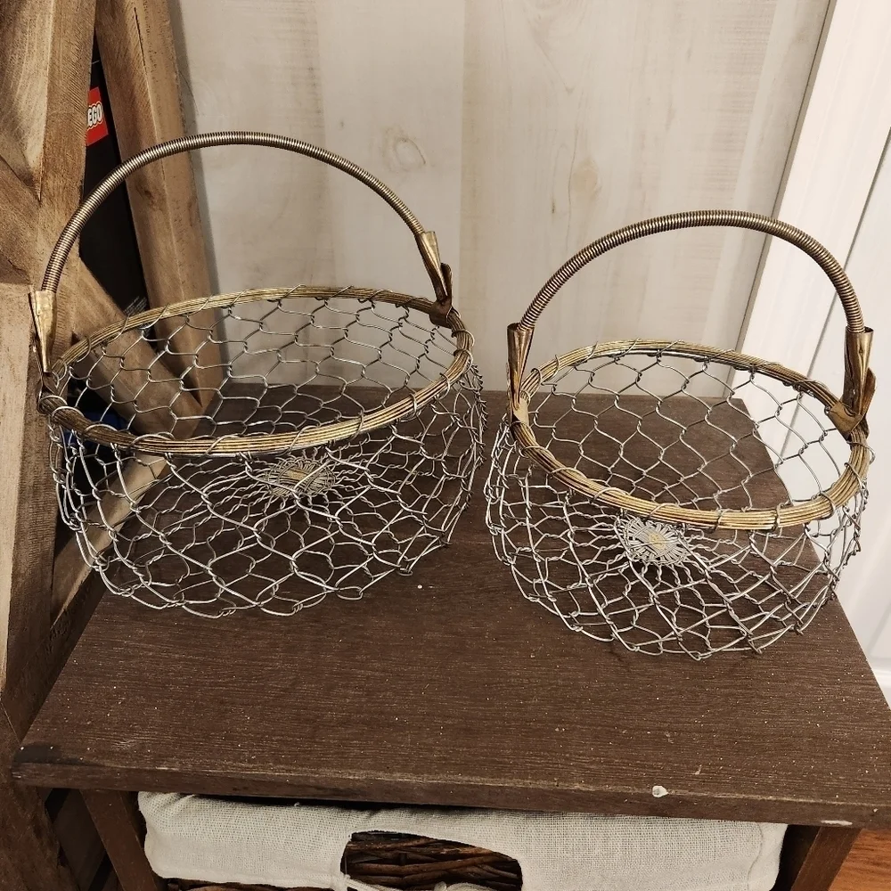 Set Of 2 Gold and Silver Wire Baskets